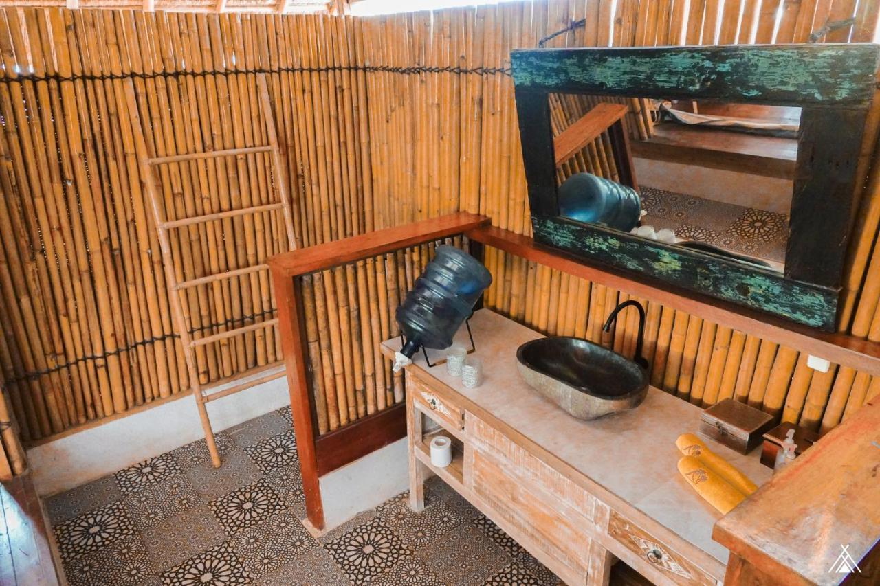 La Cocoteraie Ecolodge - Luxury Glamping Tents Τζίλι Τραγουανγκάν Εξωτερικό φωτογραφία