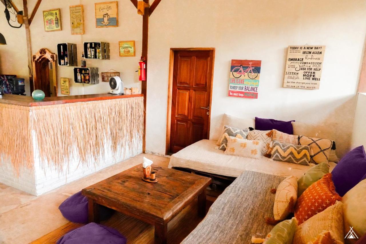 La Cocoteraie Ecolodge - Luxury Glamping Tents Τζίλι Τραγουανγκάν Εξωτερικό φωτογραφία