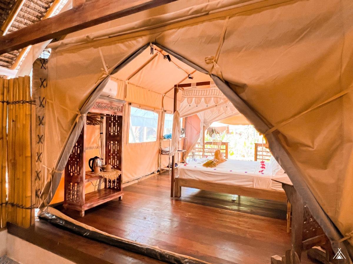 La Cocoteraie Ecolodge - Luxury Glamping Tents Τζίλι Τραγουανγκάν Εξωτερικό φωτογραφία