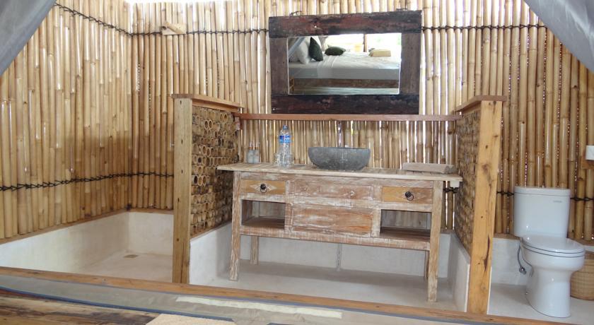 La Cocoteraie Ecolodge - Luxury Glamping Tents Τζίλι Τραγουανγκάν Δωμάτιο φωτογραφία