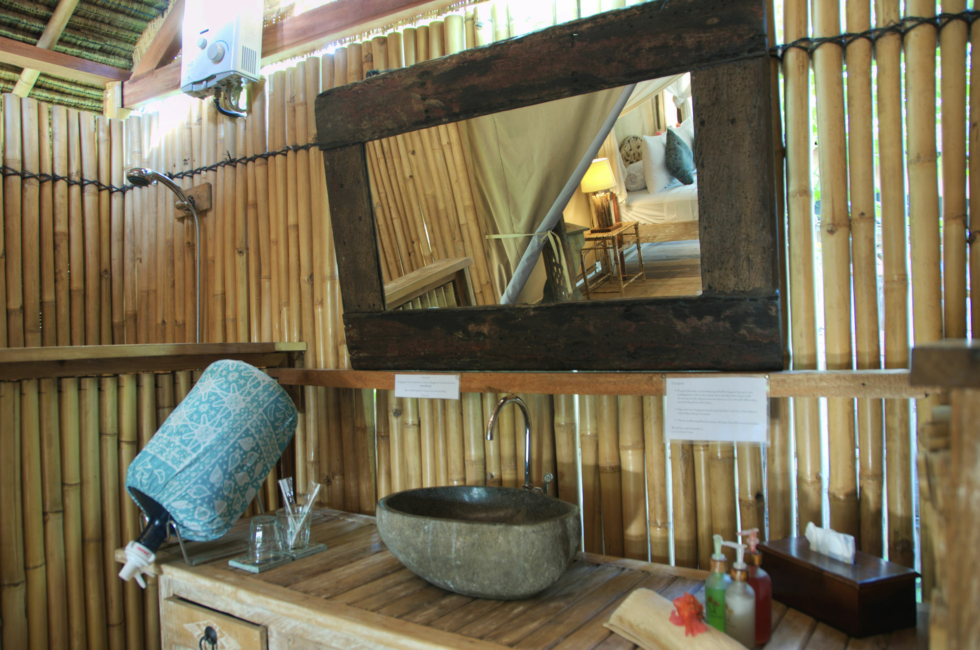 La Cocoteraie Ecolodge - Luxury Glamping Tents Τζίλι Τραγουανγκάν Εξωτερικό φωτογραφία